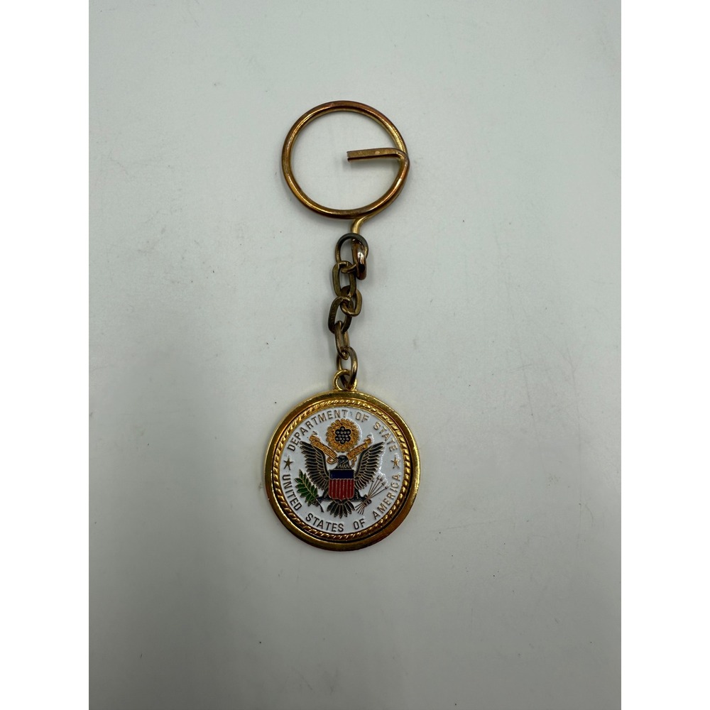 Vintage US Department of State Keychain Gold Tone Enamel Great Seal‎ Americana